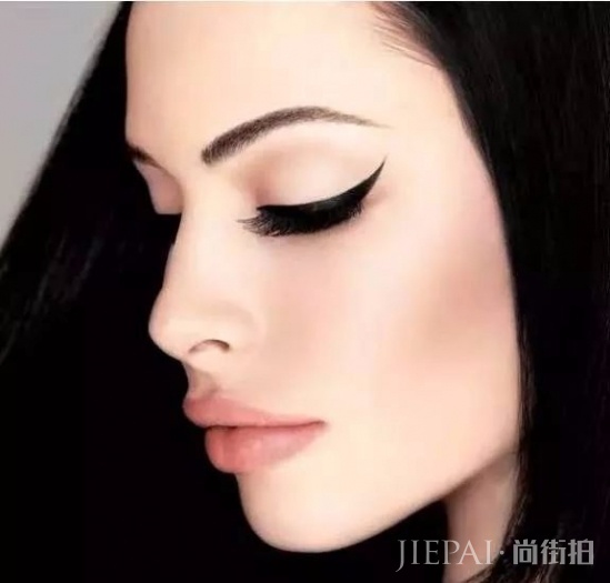 化妆误区 女生化妆这些雷区千万别踩