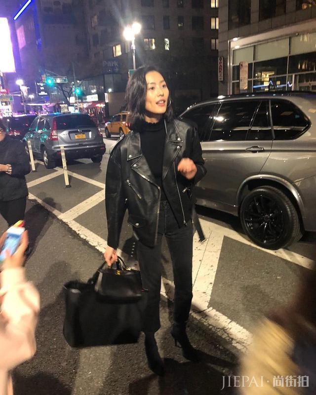 刘雯免试维密！低调现身维密大楼试装~