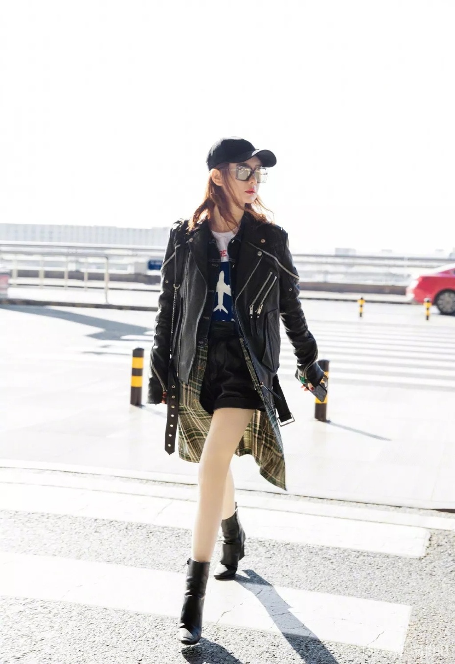 你爱的样子，皮衣都有