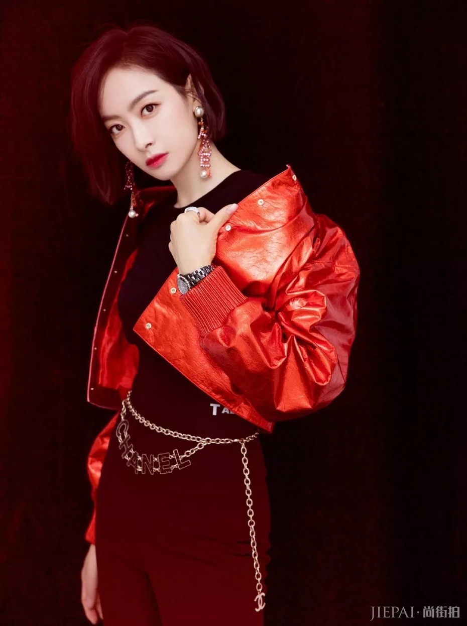 你爱的样子，皮衣都有