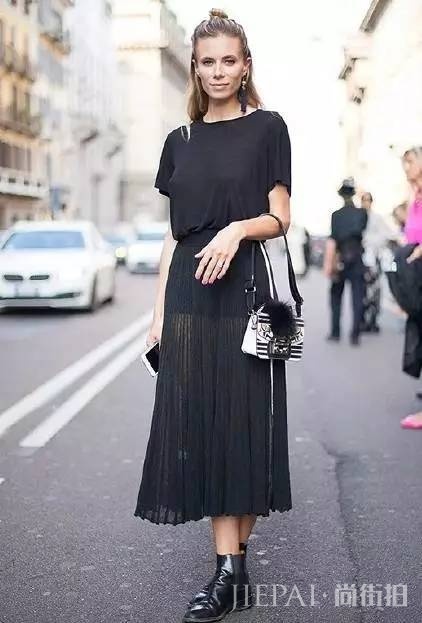 秋冬这三款靴子搭裙子,即美丽又不冻人!