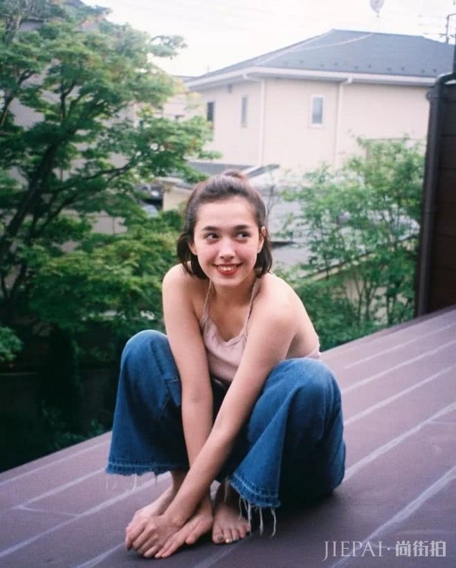 97年混血美少女，有她一半颜值我能横着走