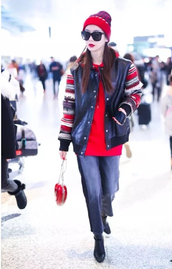 你穿卫衣+短靴=真的时髦炸了!