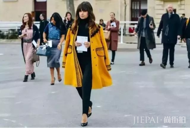 自带时尚属性的高领毛衣，你穿了竟然“吃脖子”？