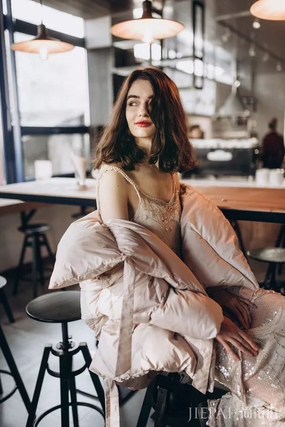 今冬必不可少的5款羽绒服时髦！