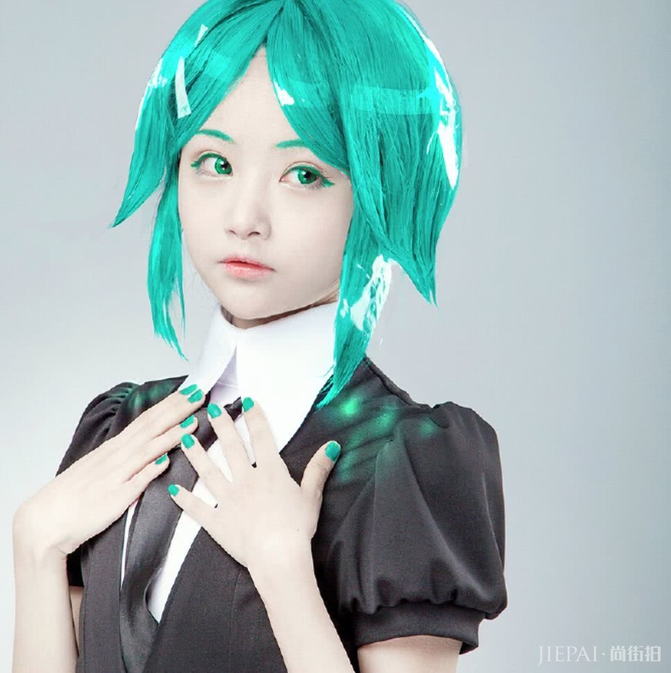 B站爆火的第一舞姬关掉美颜后竟似200斤肥宅