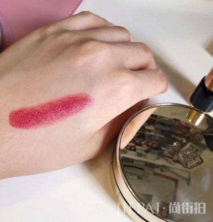 兰蔻口红哪个色号好看 新色号赤茶红