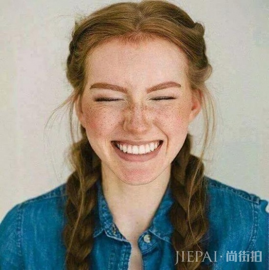 雀斑妆怎么化 你还在磨皮人家早就不care了