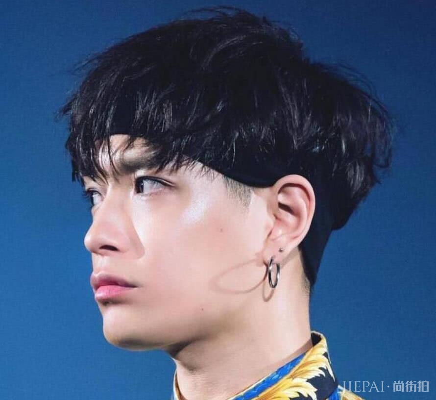 拥有一张爱豆的脸?把辞职信写成RAP!用自己的名字变成神曲