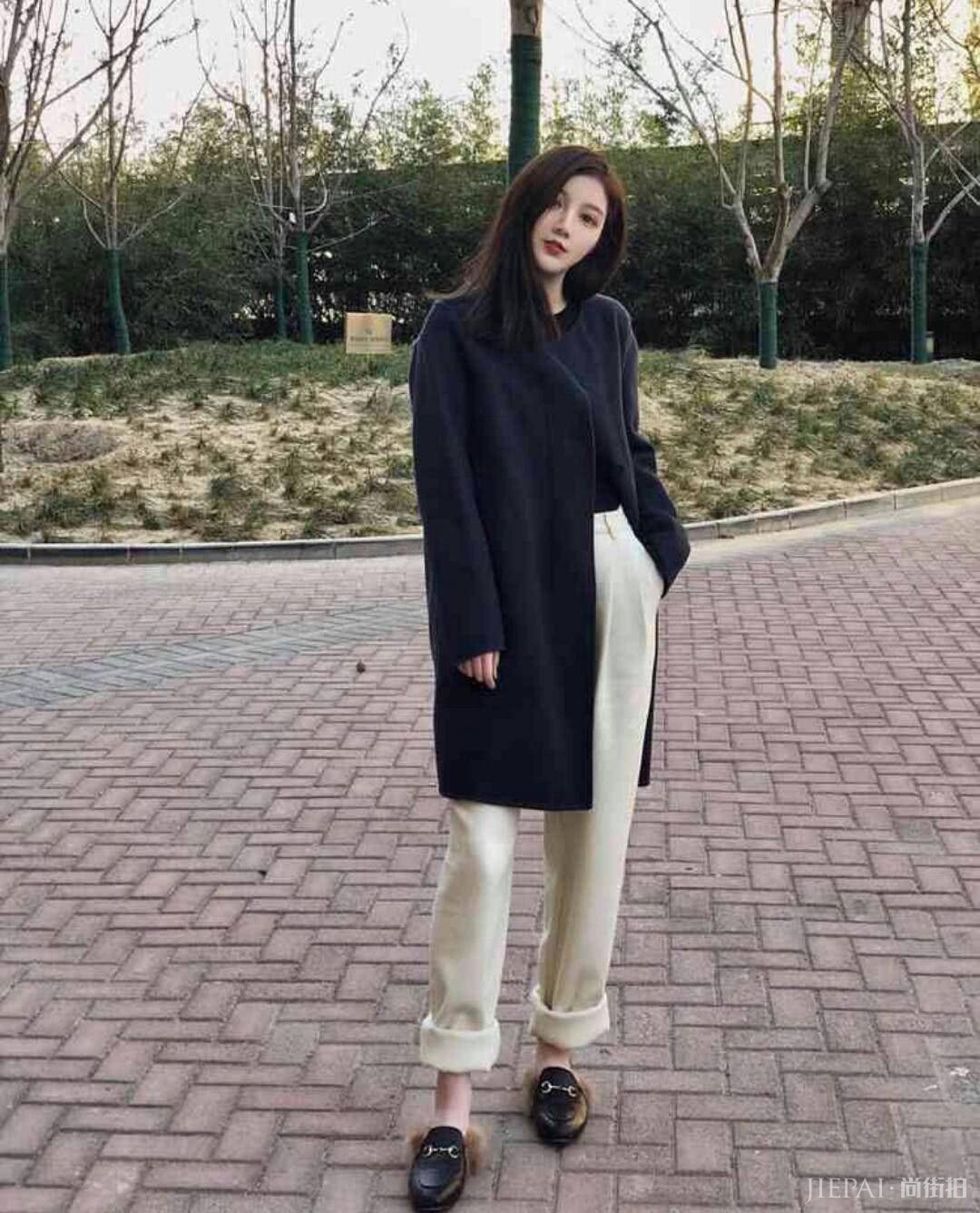 冬天用这3双鞋来搭配大衣、裙子可以让你穿的很好看