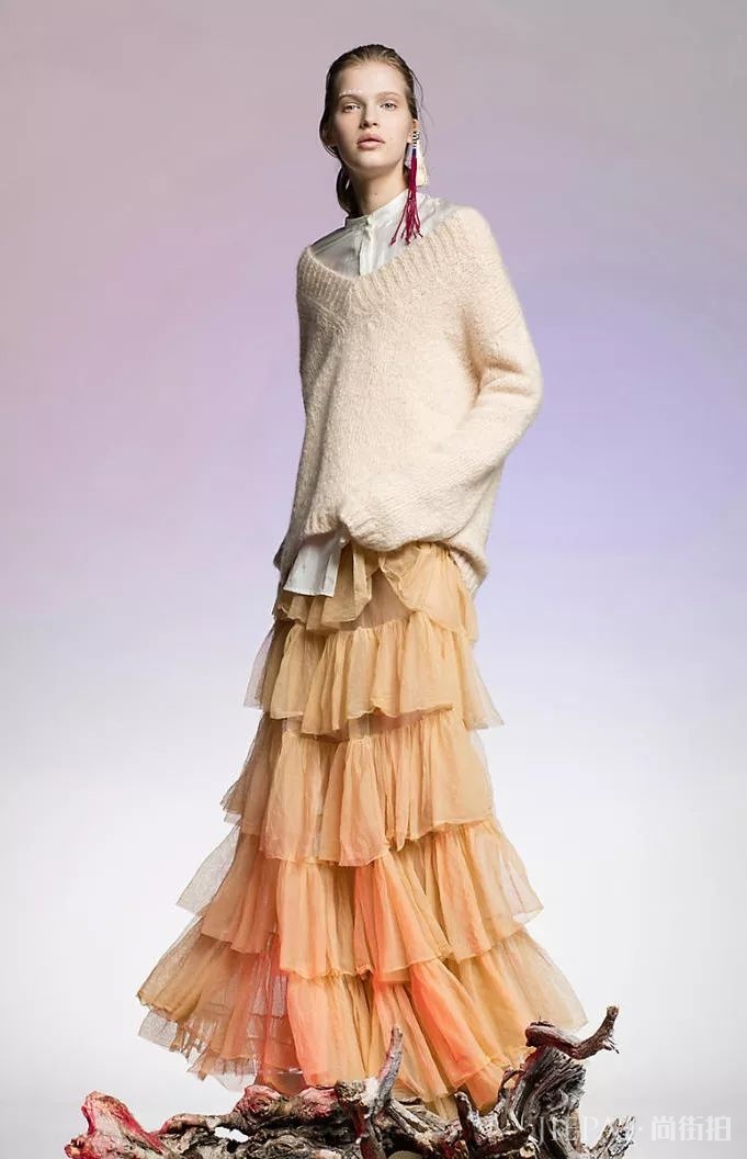 V领针织衫，显瘦易搭，初冬和来年开春必备