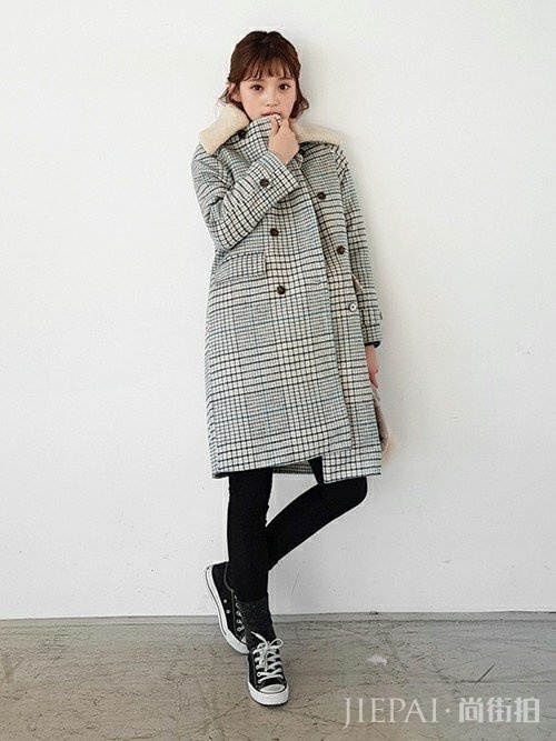 大衣+运动鞋，秋冬超火的搭配CP