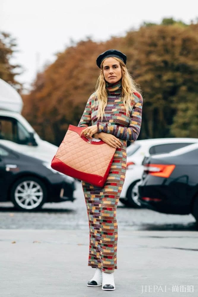 一条毛衣裙 就能穿出你想要的时尚感