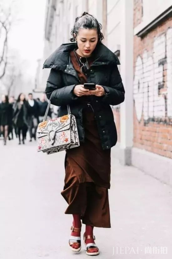 今冬必不可少的5款羽绒服时髦！