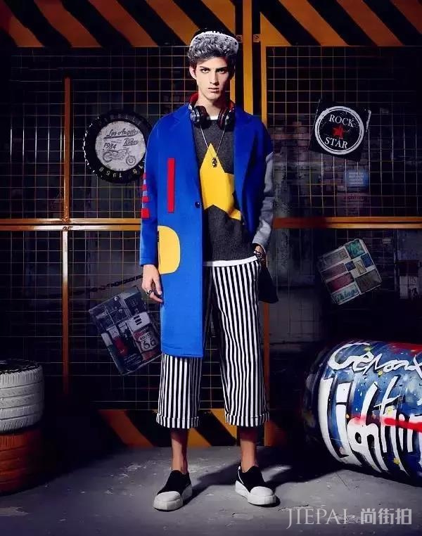 秋冬男生怎么穿衣打扮好看 用毛呢大衣为你颜值加分吧