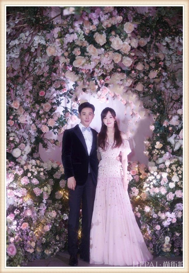 罗晋够阔!婚礼上四套礼服圆唐嫣公主梦,网友:这辈子都买不起!