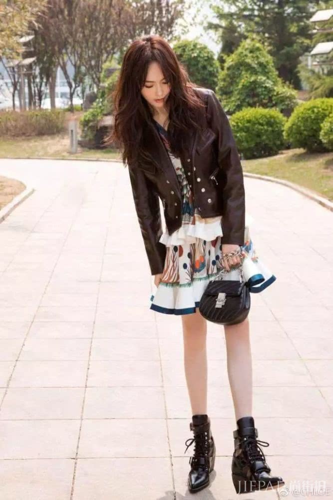 这个秋冬 我们为你推荐好看的50双短靴