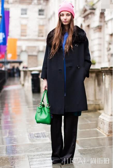 秋冬季不知道该买什么样的包？这里有12款让你选，看看你更喜欢哪款