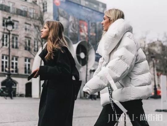穿羽绒服+卫衣的你=简直时髦炸了!