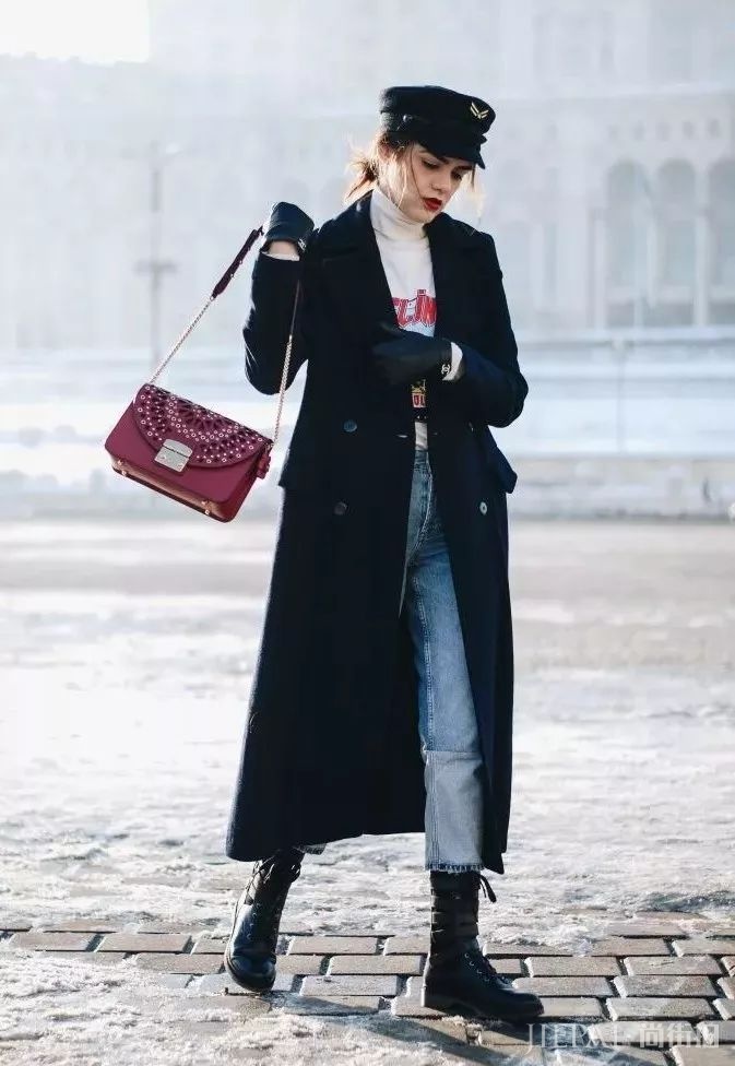 时尚又温暖火爆秋冬的大衣+短靴搭配！