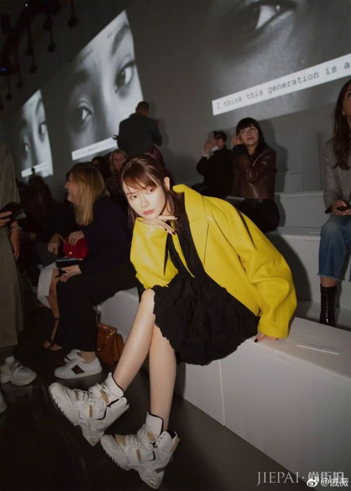 刘海能“整容”！看戚薇BABY这波操作秘密在哪？