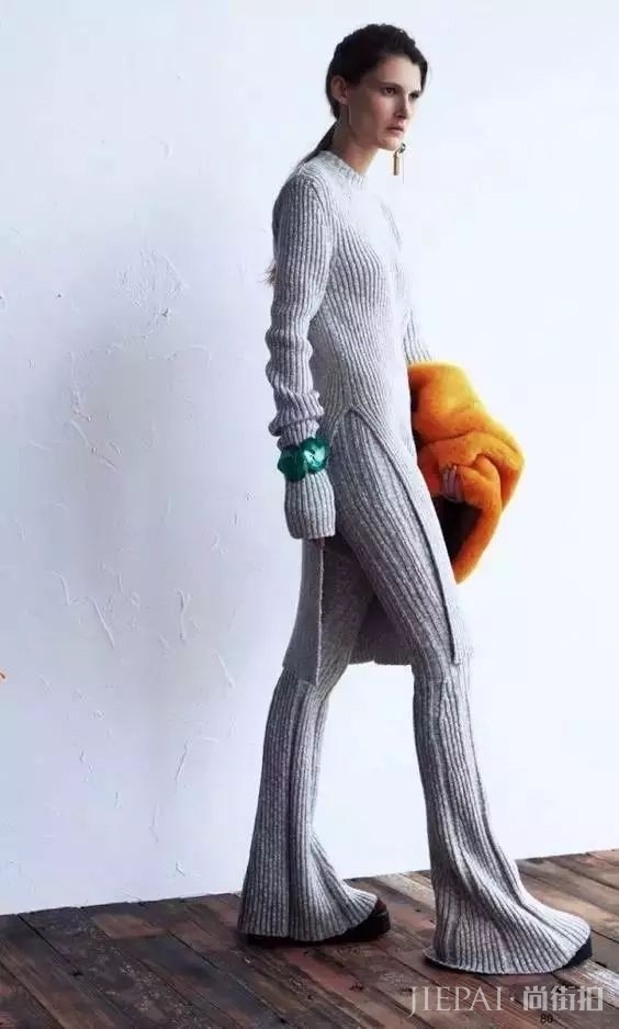 毛衣搭配长裙,打造秋冬优雅时尚!