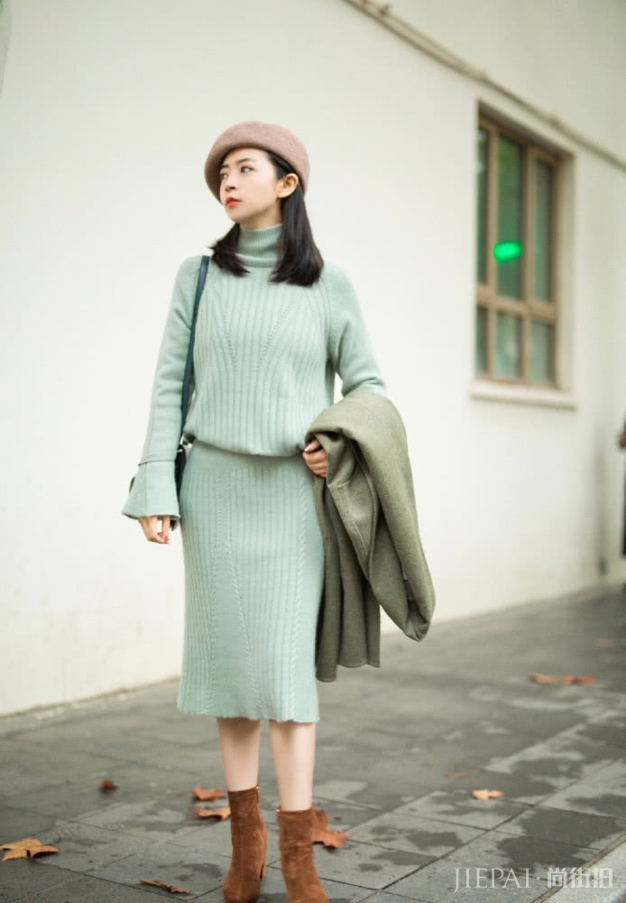 上班族女生日常怎么穿搭?一组轻熟女风格 通勤干练搭配指南让你时髦又得体