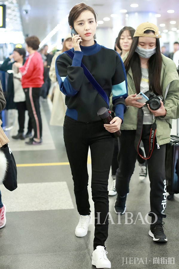 佟丽娅又因为太美上热搜?剪了短发的她衣品也直线上升!