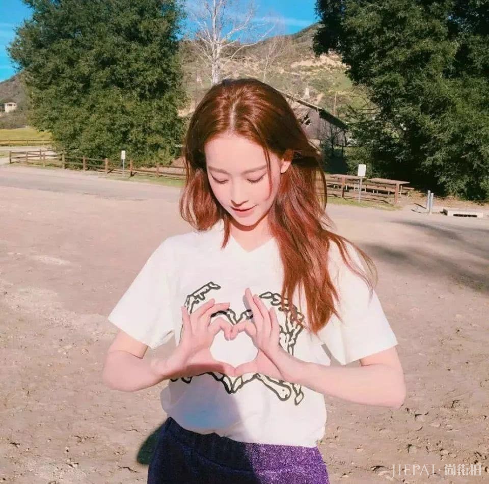 秋冬染发选这几个色，让你暖成一道光