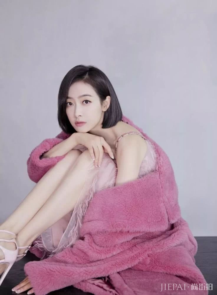 今冬最火外套TOP1，比大衣暖和，比羽绒服时髦