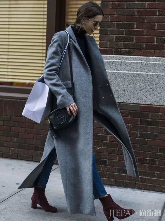 今年流行“九分”穿法