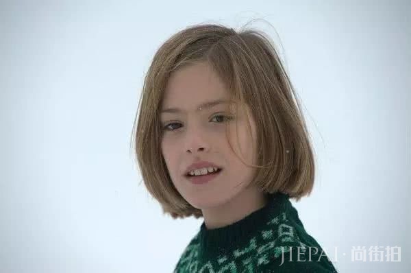 长脸适合什么发型和眼镜?长款卫衣怎么搭下半身?粉色呢外套……