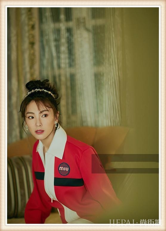 张雨绮换了个发型从霸气女王变优雅萝莉！