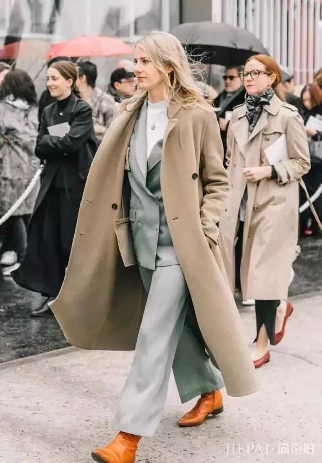 大衣+短靴=好看爆了！