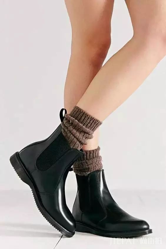 秋冬这三款靴子搭裙子,即美丽又不冻人!