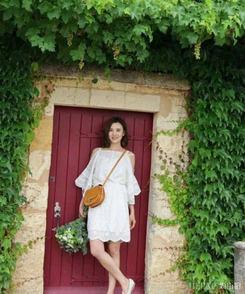 背这这四款流行包包上街，百搭又时髦