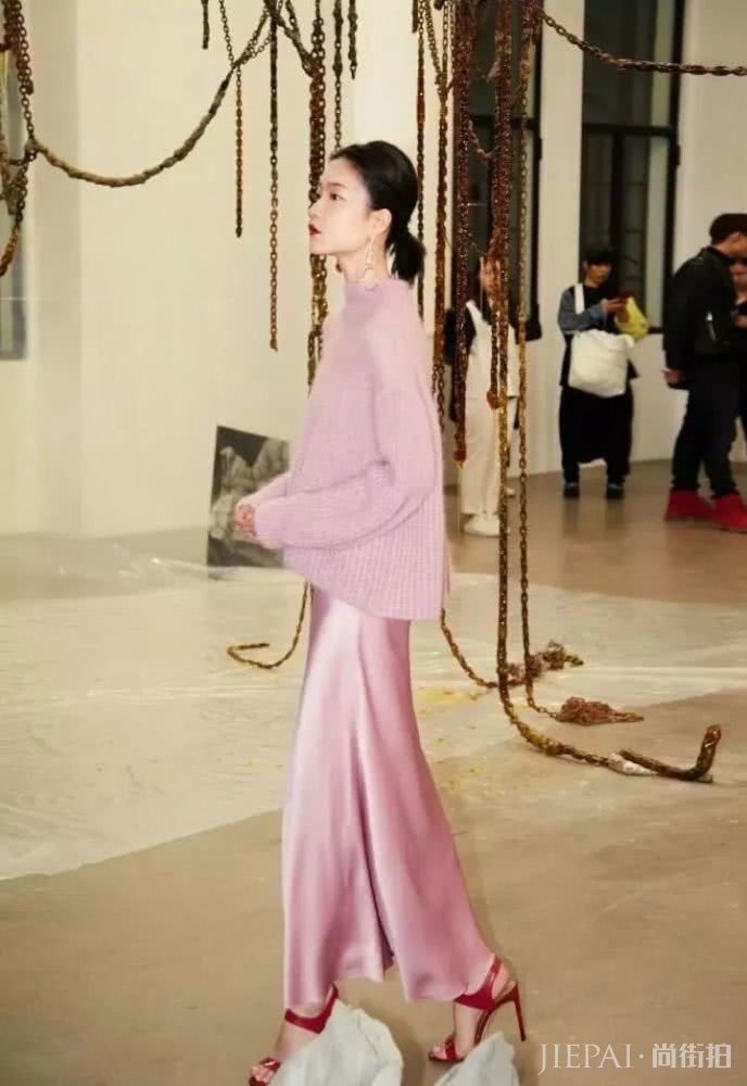 头大？肩宽？其实是头身比不够好