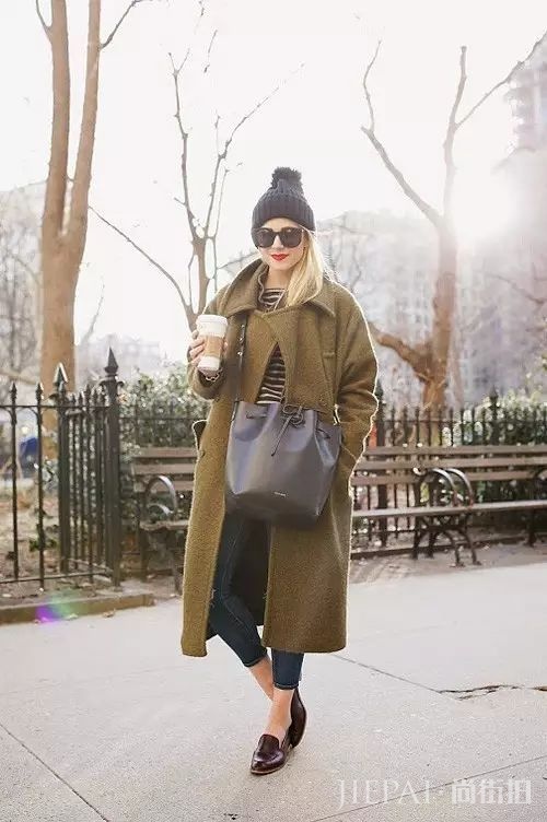大衣那么贵,别让内搭拉低你的档次!
