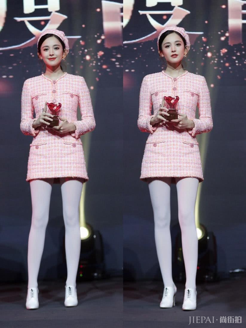 古力娜扎竟把香奈儿穿成阿依莲，撞衫维密AA输惨了