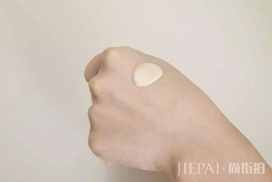 粉底液哪个牌子好 这些都是更持久清透的新款粉底
