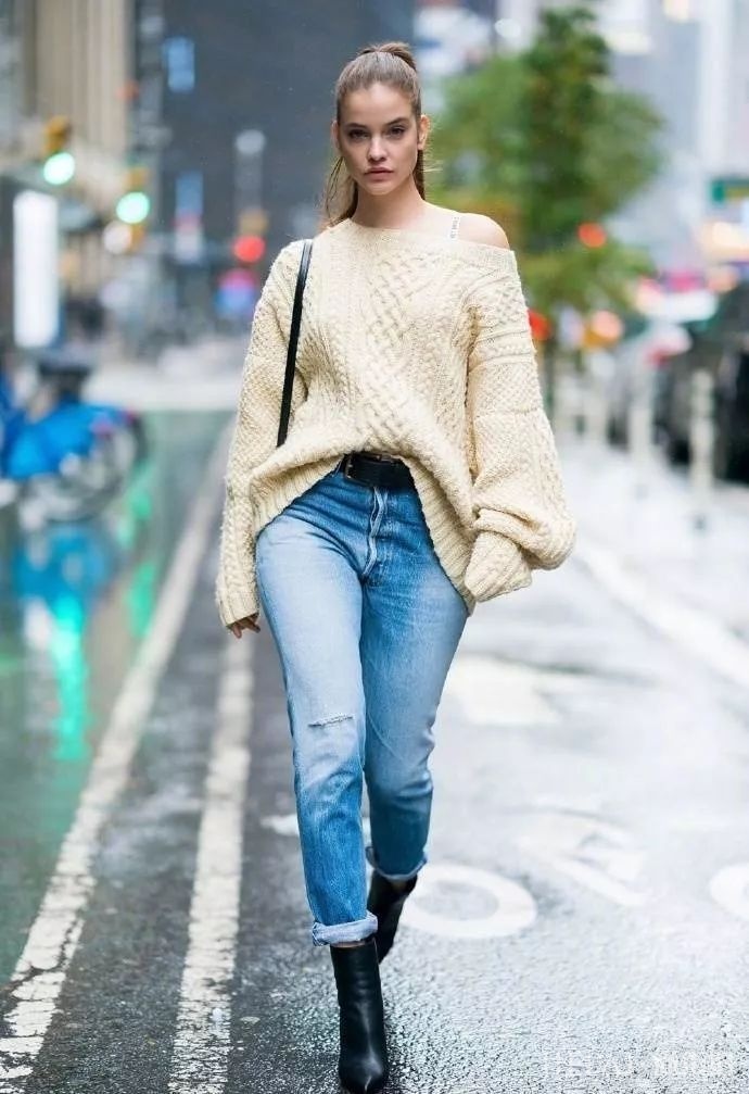 维密模特街拍 一起来感受一下满屏的大长腿！都是熟悉的面孔