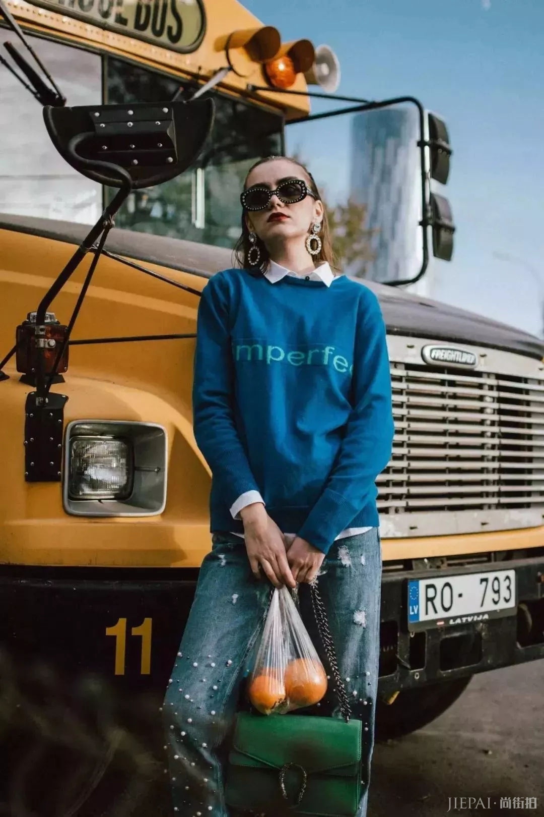 卫衣内搭的100种方法，这样穿保暖又显瘦时髦炸了！