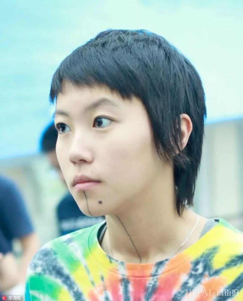 刘海能“整容”！看戚薇BABY这波操作秘密在哪？