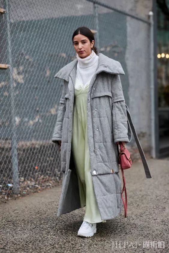 今冬必不可少的5款羽绒服时髦！