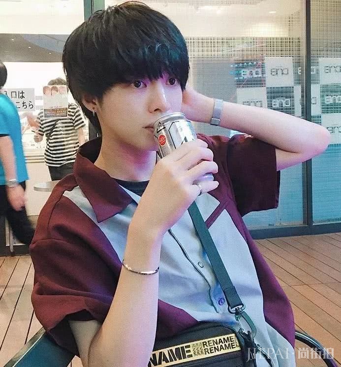 漫画走出来的盐系美少年,INS这个日本小哥哥好看哭了