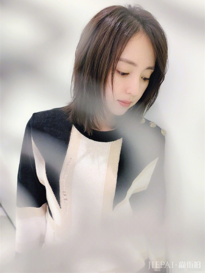 董璇的新发型也太好看了!秒变18岁,这颜值长短发型都好看