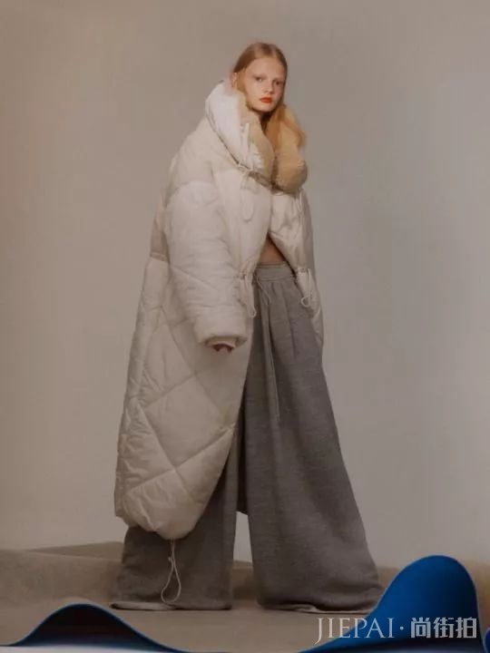 今冬必不可少的5款羽绒服时髦！