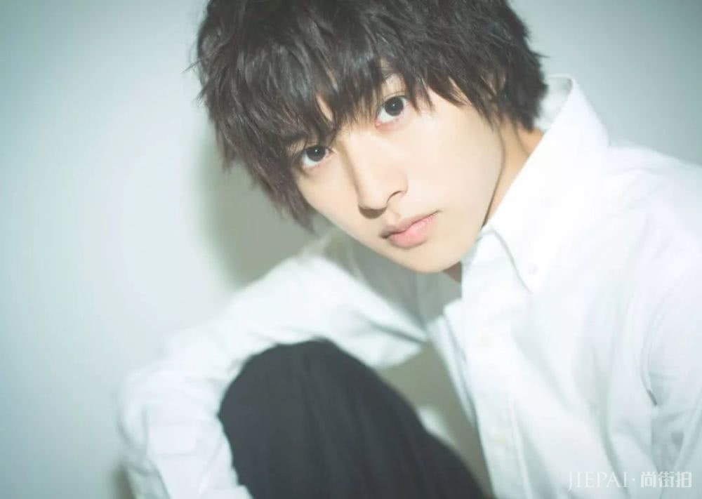 漫画走出来的盐系美少年,INS这个日本小哥哥好看哭了