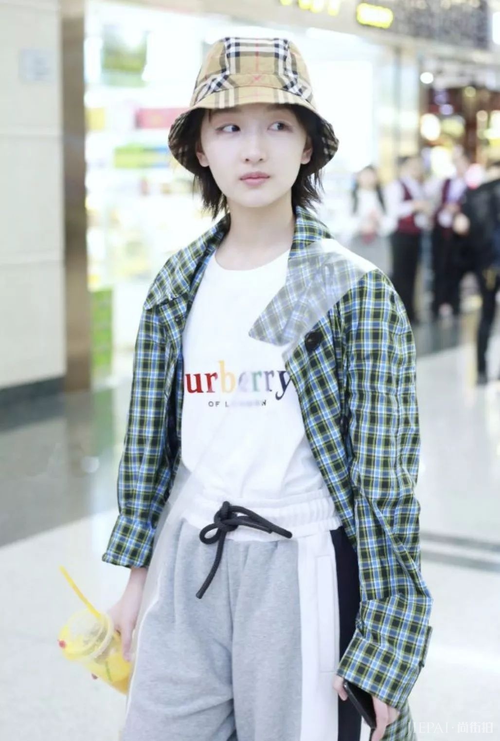 整个时尚圈都在戴的时尚单品！