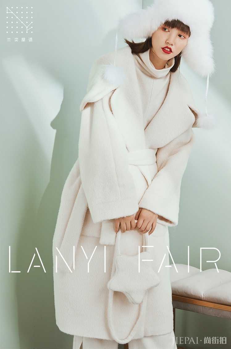 少女心炸裂的羊驼毛大衣，给自己一个温暖的拥抱吧